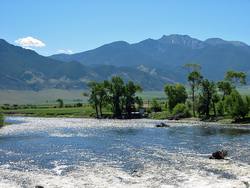 The Jefferson River in Montana  Detailed Fly Fishing & Floating Guide